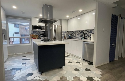 Downtown Mississauga House | Spacious & Stylish 3-Bedroom Townhouse