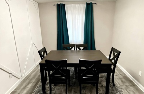 Ederville House | Spacious World Cup home! Minutes from AT&T Stadium. Groups welcome