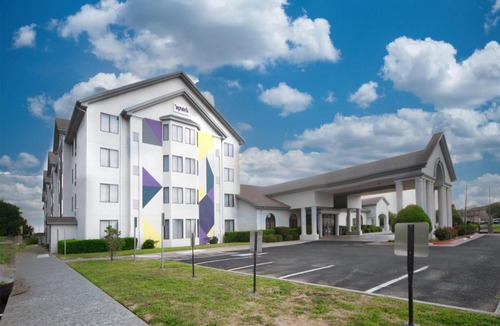 Amarillo Hotel | Spark by Hilton Amarillo East