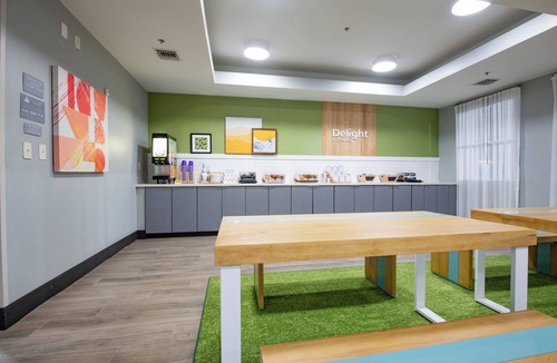 Lafayette Hotel | Spark by Hilton Lafayette South