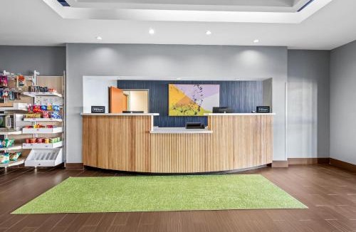 Shawnee Hotel | Spark by Hilton Shawnee