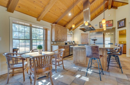 McNeil House | Sprawling Leander Home w/Game Room!