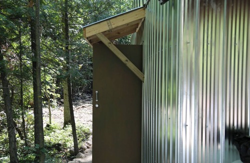 Markdale Cabin | Spruce, the tiny cabin in the woods