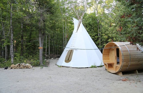 Markdale RV Rental | Standing Bear, Tipi for group of 6