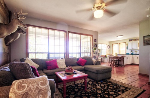 Llano County House | Starry Night Cabin, Starry Night Cabin - Secluded Cabin in Llano