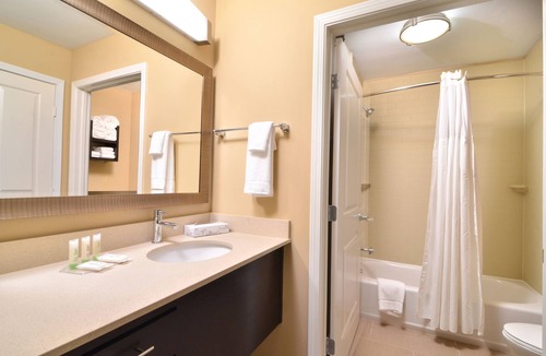 Tomball Hotel | Staybridge Suites Tomball - Spring Area by IHG