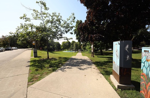 East Danforth Apartment | Steps from Woodbine Station! Private apartment just off the Danforth