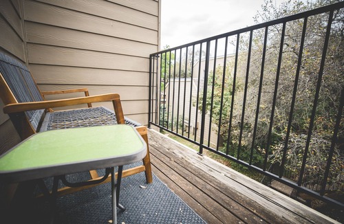 Barton Hills Condo | Steps to Barton Springs Pool