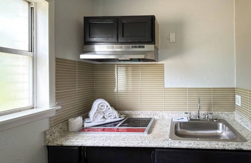 Belton Hotel | Studio 6 Suites Belton, TX