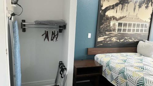 Opelousas Hotel | Studio 6 Suites Opelousas, LA