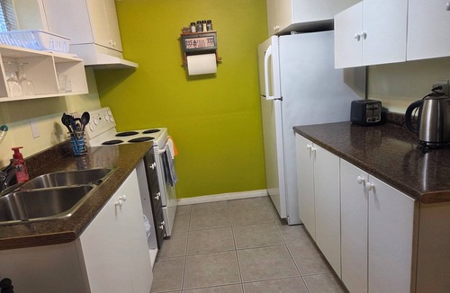 Vaudreuil House | studio, bachelor