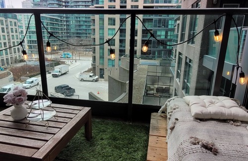 Niagara Condo | Studio for 2 in Downtown Toronto