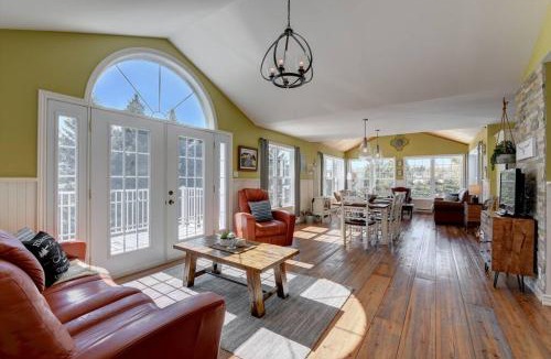 Saint Zenon Ski Chalet | Stunning Waterfront Chalet A Lot Of Natural Light