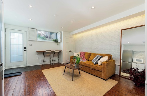 Lawrence Park South Hotel | Stylish Hotel-Style Basement Suite for Family Stays