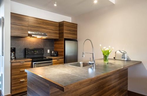 Lac Superieur Village Apartment | Suites Sur Lac