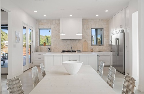 Arp House | Summer Lakefront Retreat with Pool &Views|Resort Style Property|Vineyards nearby