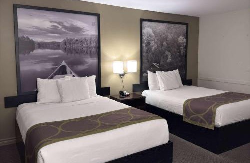 Guelph Hotel | Super 8 by Wyndham Guelph