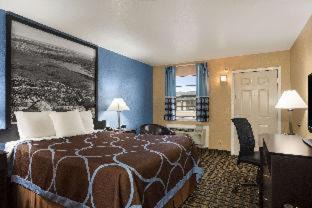 Henryetta Hotel | Super 8 by Wyndham Henryetta