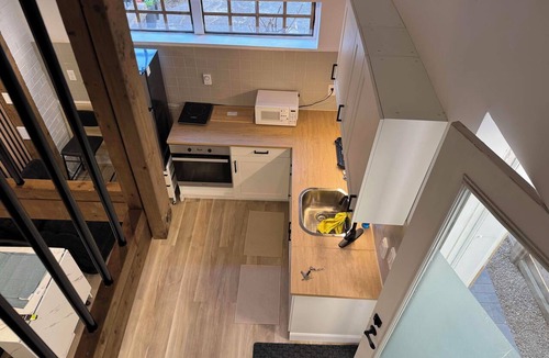 Willowdale House | Super Cool Loft Can Sleep Four