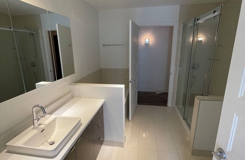 Sainte-Foy-Sillery-Cap-Rouge Condo | Super Luxurious 2 bedroom Condo in Quebec City
