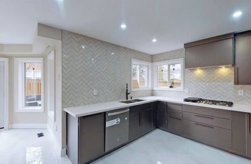 Pickering House | Superhouse for all!