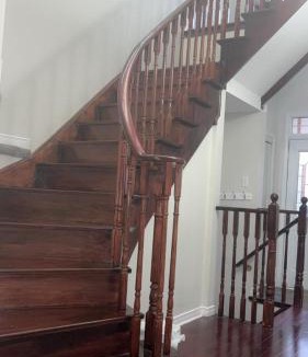 Fletchers Creek South House | Superior Room Near Toronto Pearson Airport