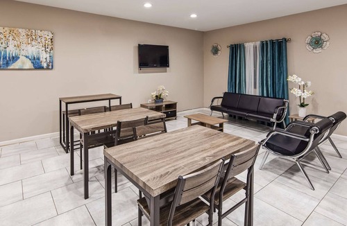Orange Hotel | SureStay Hotel by Best Western Orange