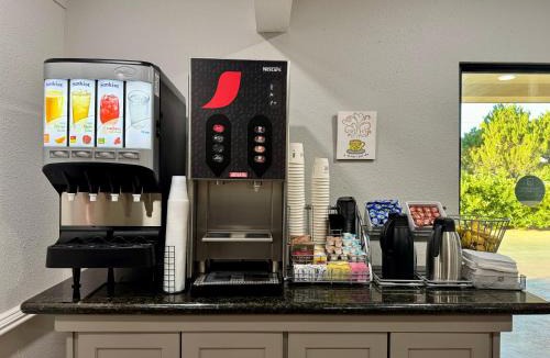 Clovis Hotel | SureStay Plus by Best Western Cannon A.F.B.