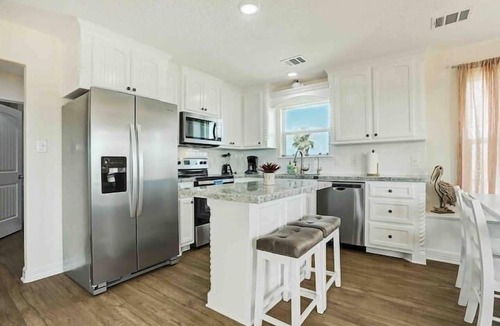 Surfside Beach House | 🌴Surfside Paradise #5-Amazing views, lift, EV chg🌴