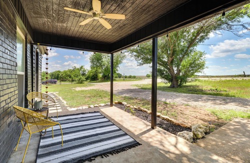 Lorena House | Sweeping Valley Views! 2-Acre Lorena Retreat