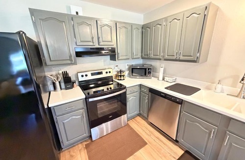 Bentonville House | Switchback Suites