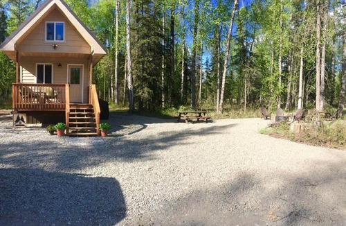 Talkeetna House | Talkeetna Tiny House Cabin *Sauna* Near ski/lake