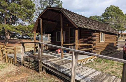 Texarkana Cabin | Texarkana KOA