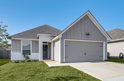 Bryan House | Texas A&M Game Day Hub: Family Retreat w/Yard