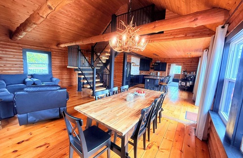Tobermory Cottage | THaNu Shack - Water's Edge Escape to Tranquility