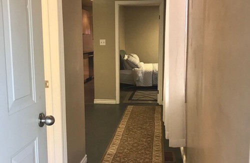 Gibson House | The 1st LoLin - Quiet Livin - Rest Your Head Here