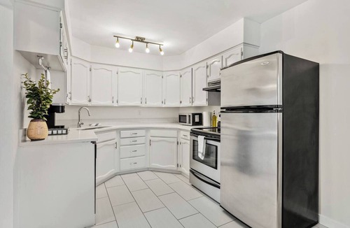 Killarney House | The Alcove - Spacious & Clean - Near DT & LRT Stn!
