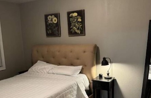 Northeast Anchorage House | The Bear Den