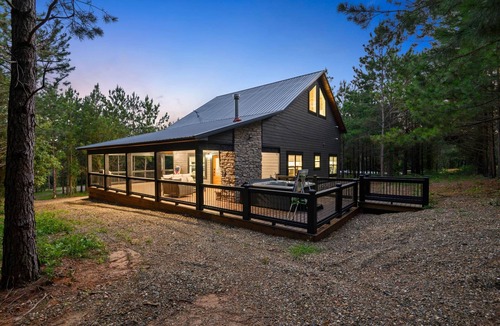 Broken Bow Cabin | The Beary Top! Luxury Family Cabin on 2 Acres!