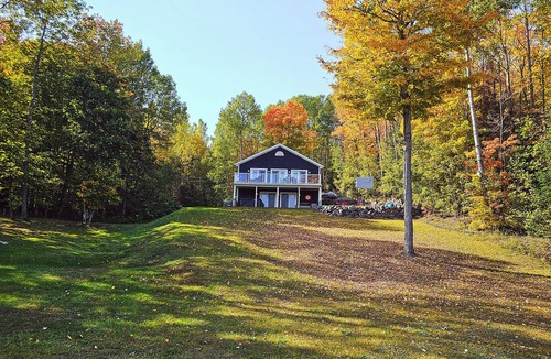 Notre-Dame-de-Pontmain Ski Chalet | The Blue Cottage