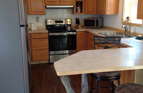 Diamond Ridge Apartment | The Blue Spruce Studio