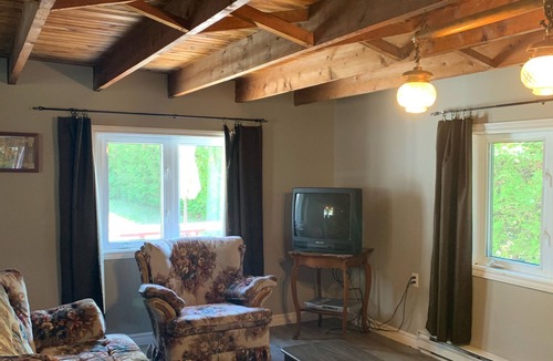 Sauble Beach Cottage | The Bruce Beckons Cottage