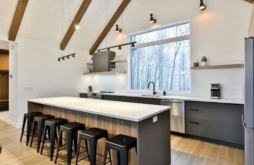 Saint-Faustin-Lac-Carre Ski Chalet | The Chic Shack - Golf, Ski, SPA