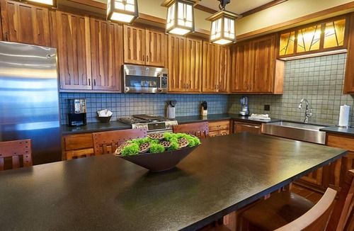 Ridgedale Villa | The Cliffs at Long Creek - Lovely 2-bedroom villa on beautiful Table Rock Lake