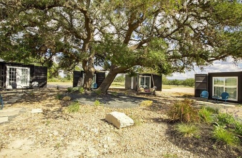 Johnson City House | The Container Retreat @ 290 Wine Trail #9