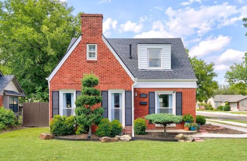 Norman Cottage | The Corner Cottage