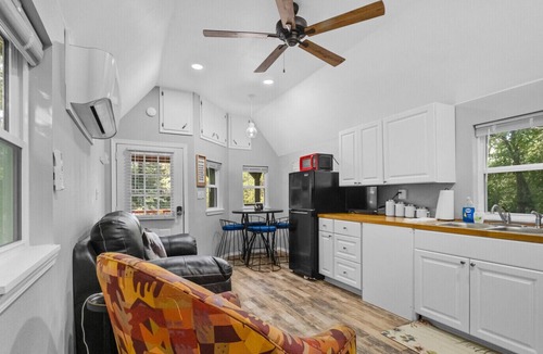 Garfield Cabin | The Country Cabin - Tiny Home