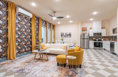 Downtown Apartment | The Francesca - Apt 334