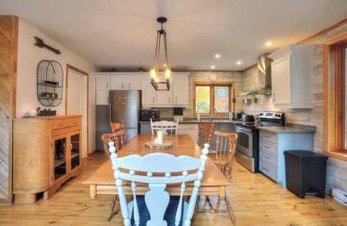 St-Adolphe-d'Howard Ski Chalet | The Gatherer – Chalet | Rental 32 days or more