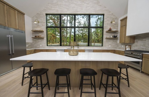 Pickens Cabin | The George|Modern Luxury|Sleeps 22|Spectacular Views